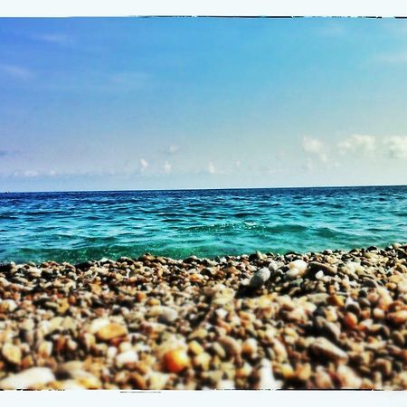 Suite Sul Mare Mascali Buitenkant foto